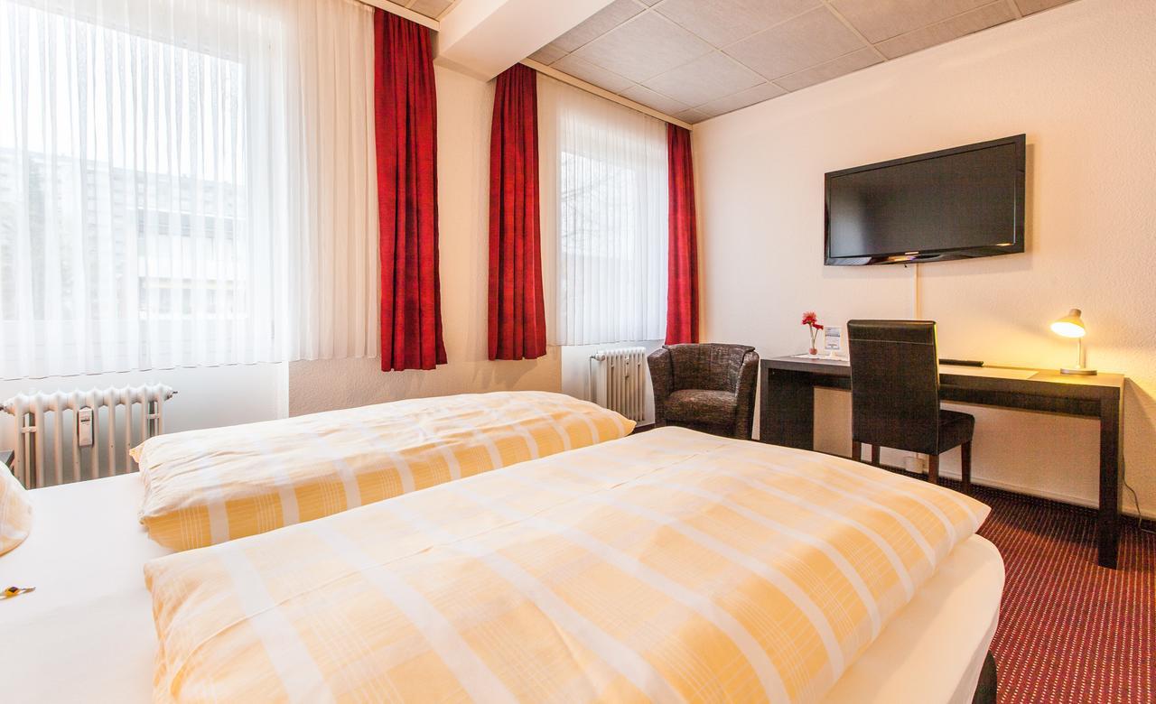Hotel Quellental ピンネベルク エクステリア 写真